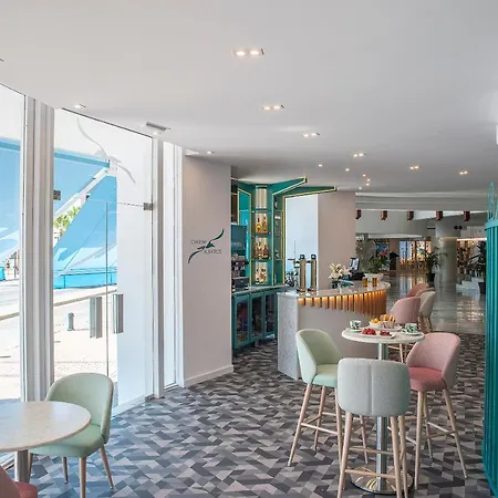 Hotel El Puerto By Pierre Fuengirola