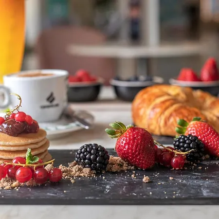 Hotel El Puerto By Pierre